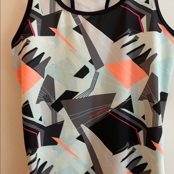 Sweaty Betty Tank - Picture 5 of 5